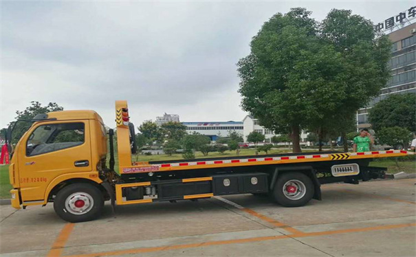 嘉定定远24小时拖车救援电话号码，定远道路救援公司怎么收费的